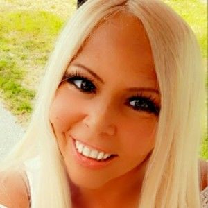 Meet your Posher, Posh